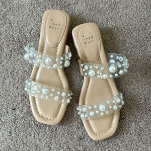 A New Day Pearl Sandals size 7